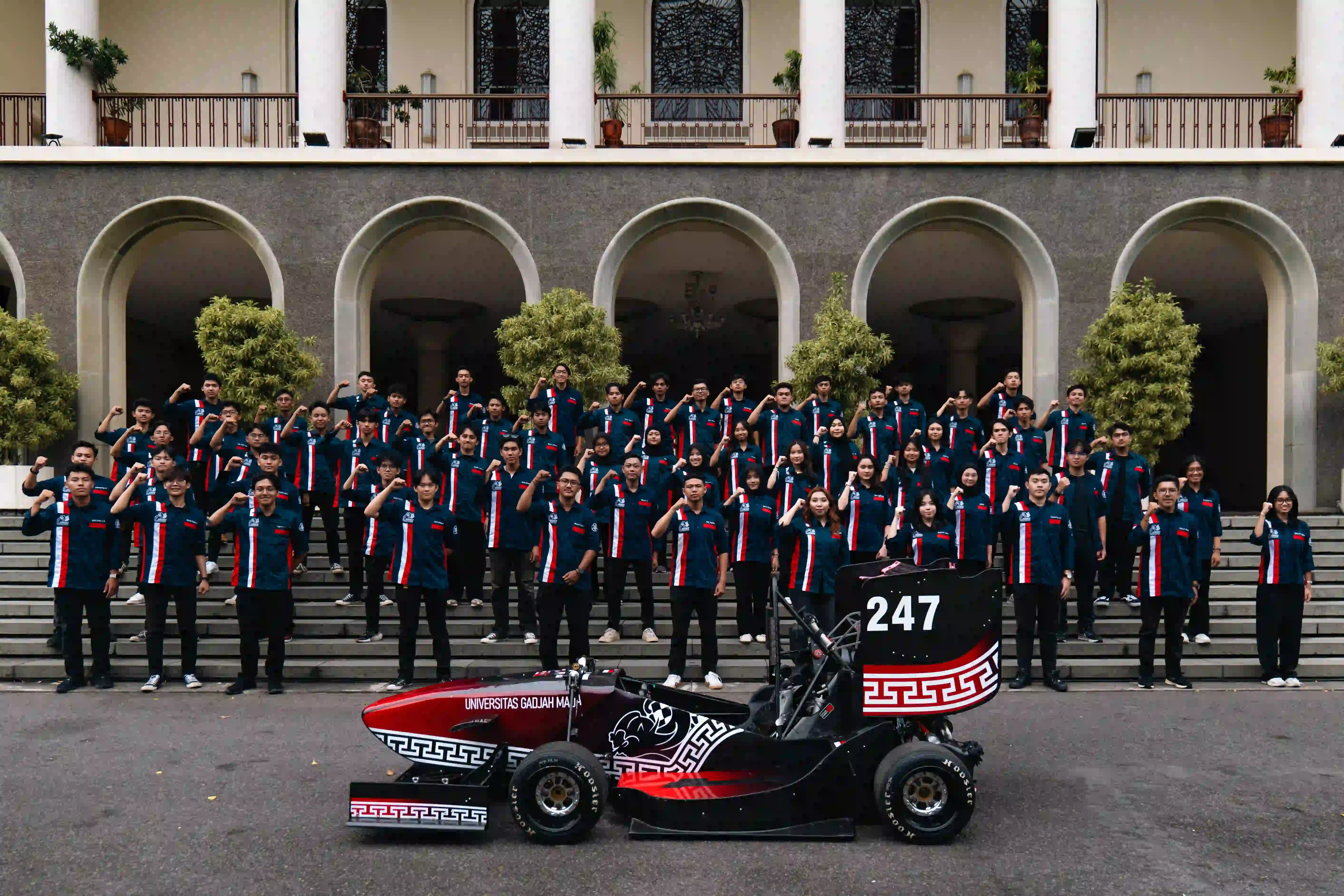 Foto Anggota Bimasakti Racing Team