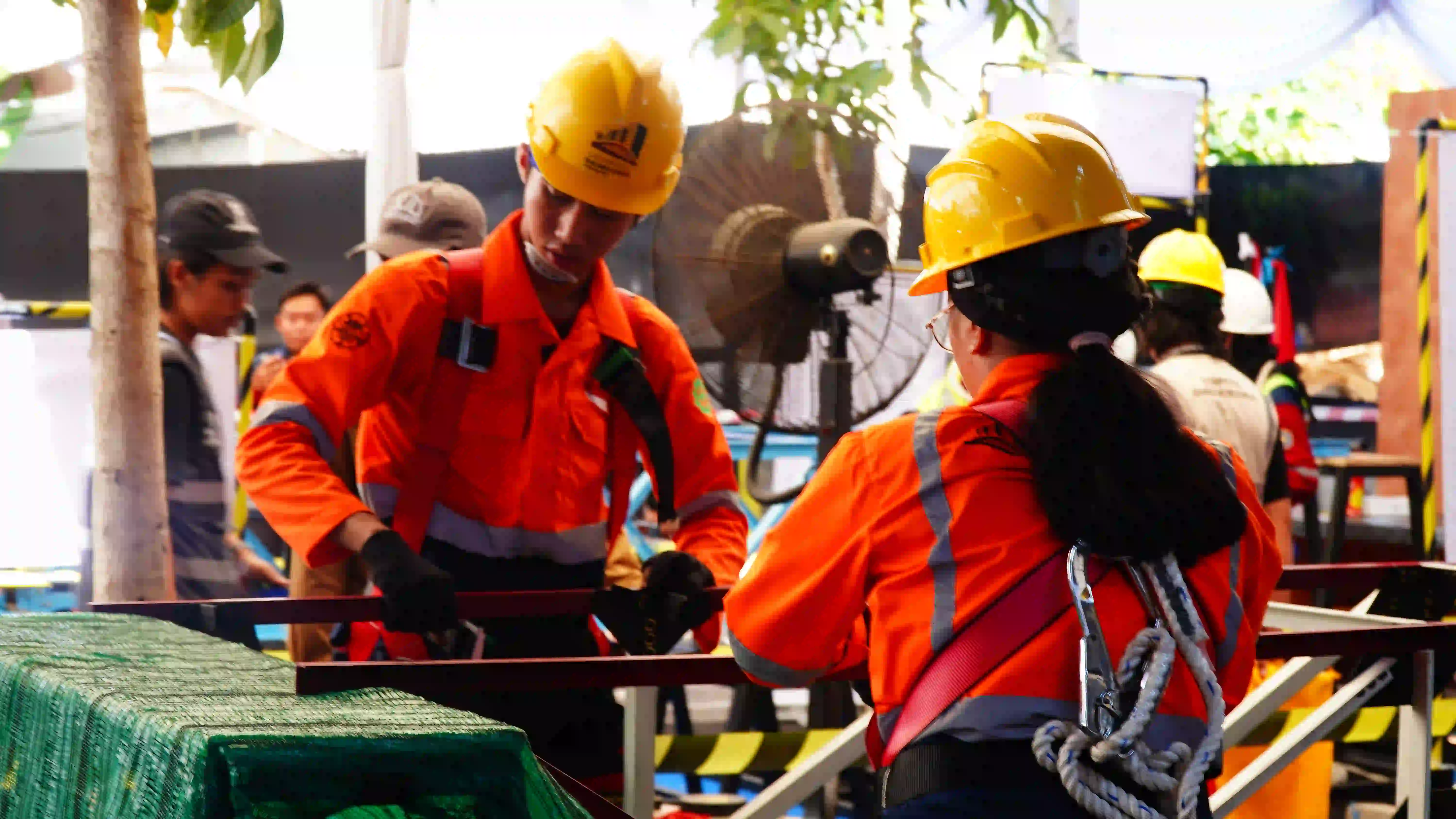 Foto Kegiatan Gadjah Mada Building and Bridge