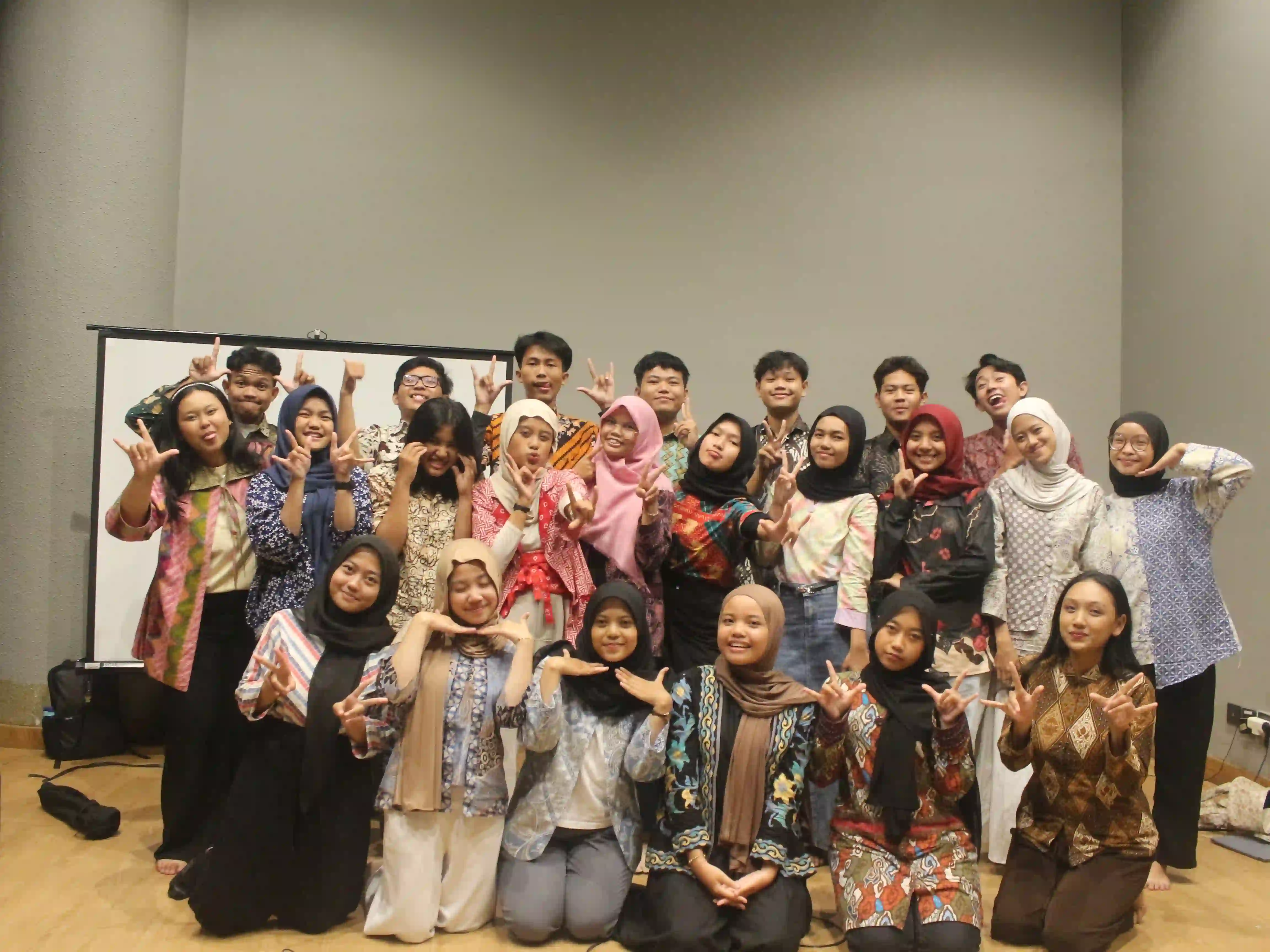 Foto Anggota Koperasi Mahasiswa UGM